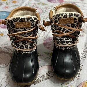 Sperry Kids Leopard-Print Lace-Up Duck Boots in Black and Tan Sz 7M